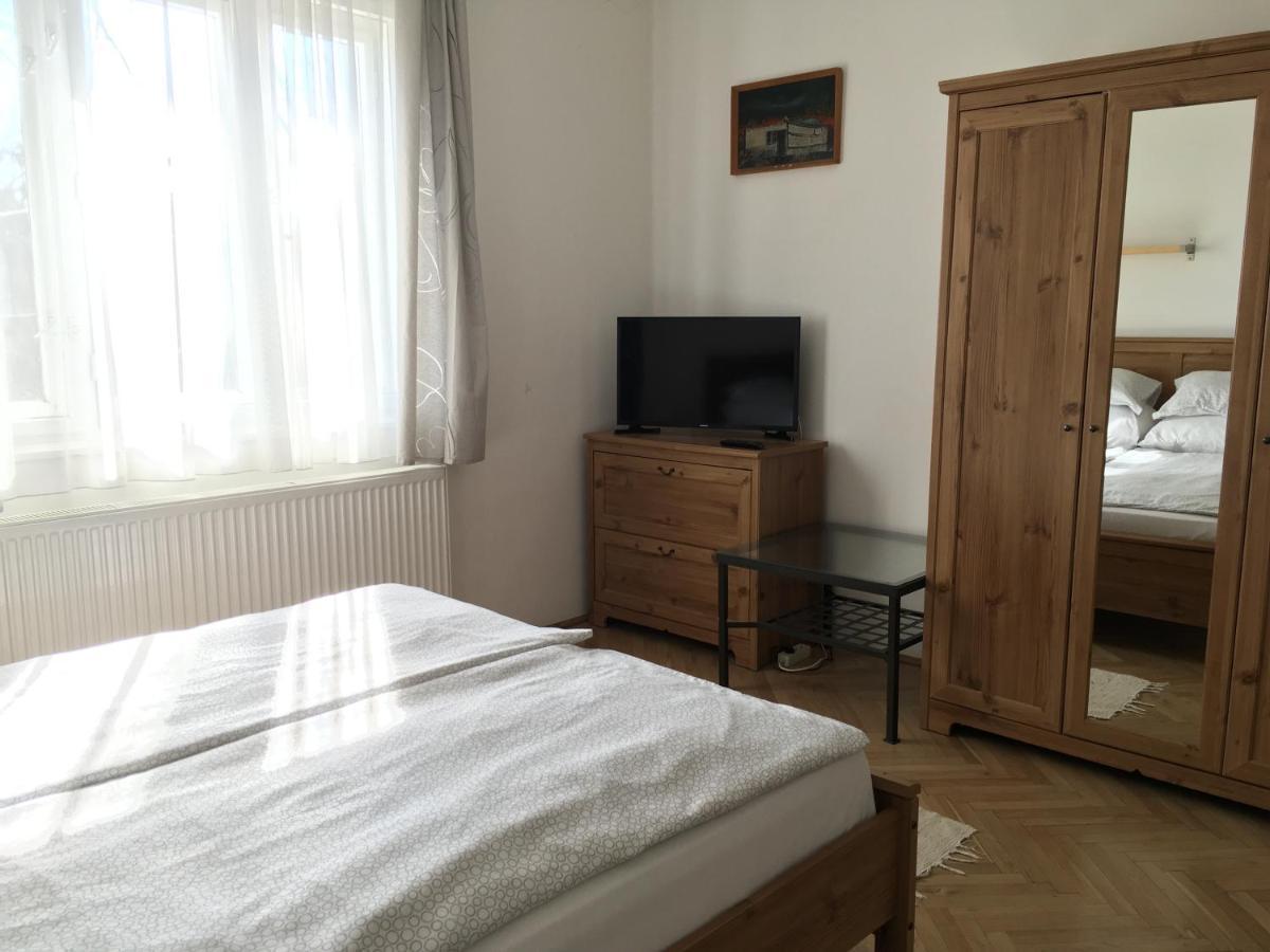 Tisch Vendégház Hajduszoboszlo Exterior foto