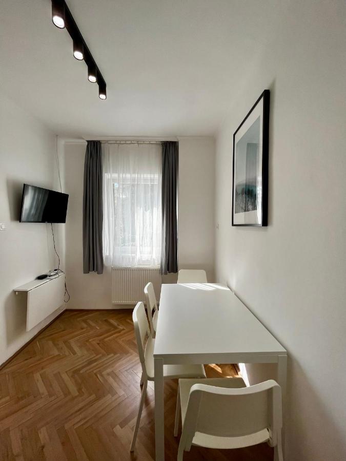 Tisch Vendégház Hajduszoboszlo Exterior foto
