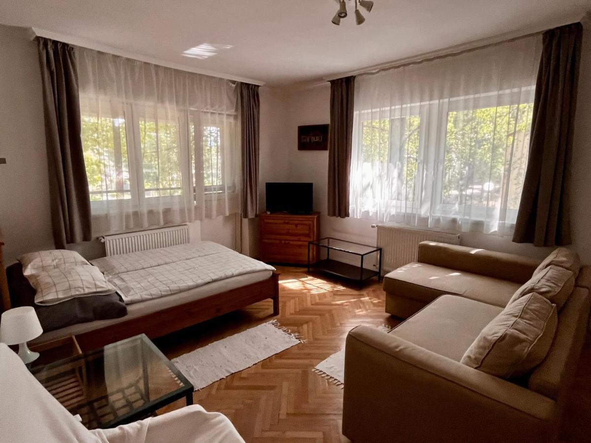Tisch Vendégház Hajduszoboszlo Exterior foto
